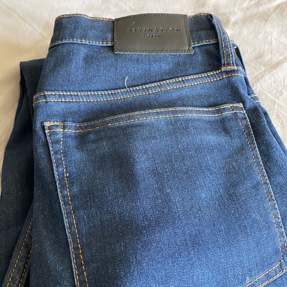 J Crew Brand Traveler Jeans - Picture 3 of 3